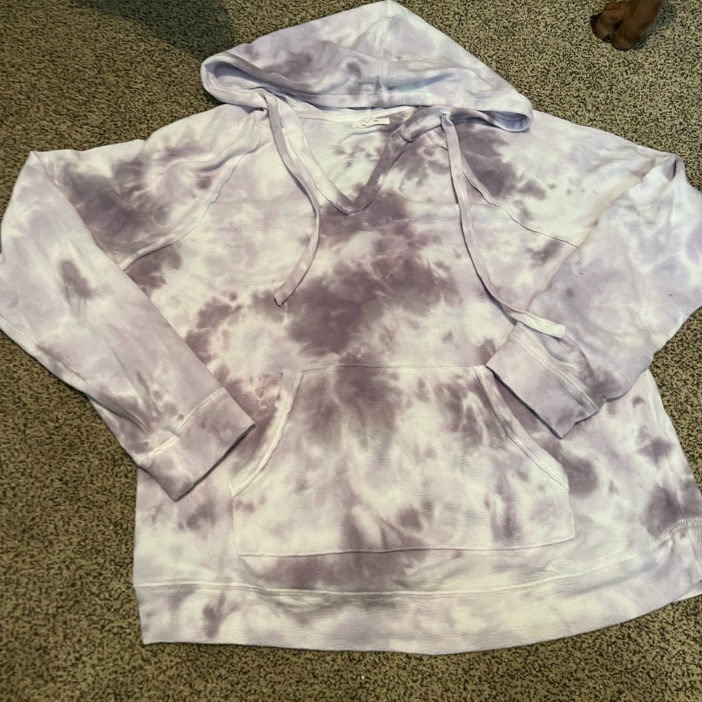 Maurice’s hooded v neck
